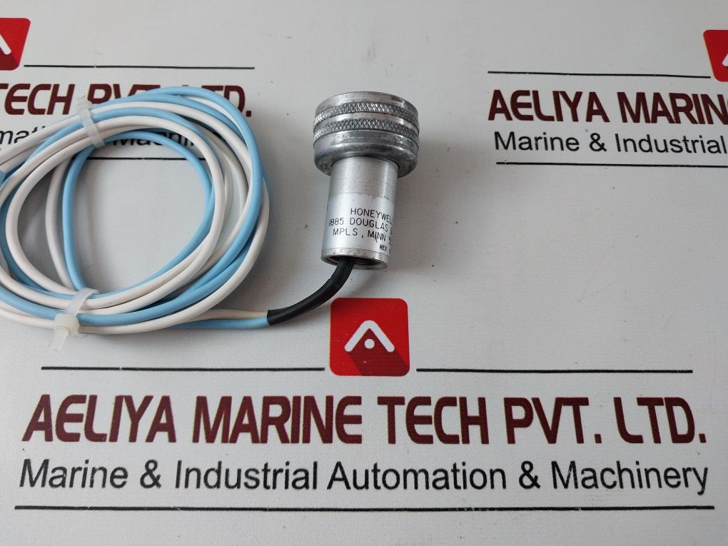 Honeywell C7035A1064 U.V Sensor