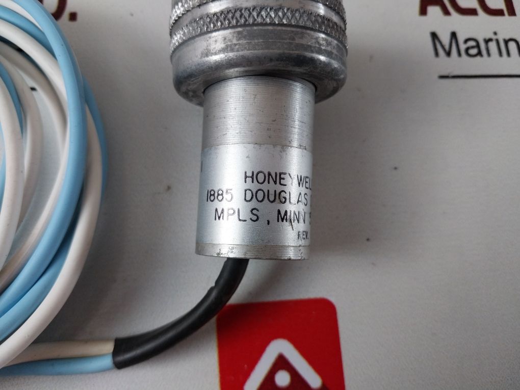 Honeywell C7035A1064 U.V Sensor