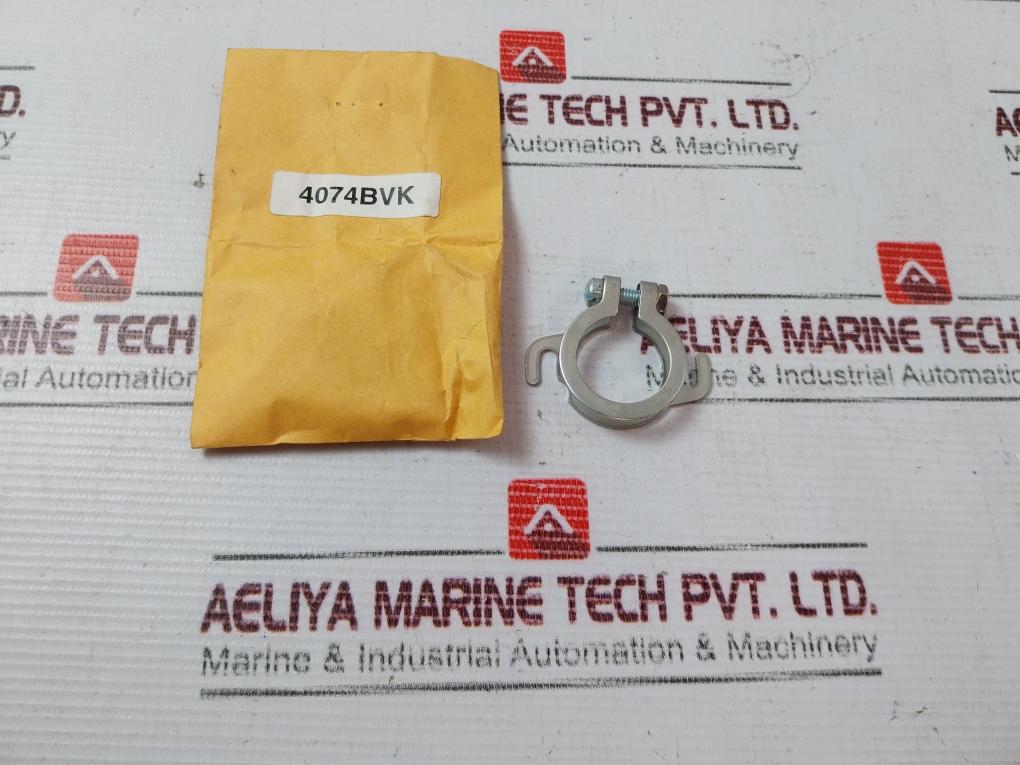 Honeywell C7044A 1006 Ultraviolet Flame Detector