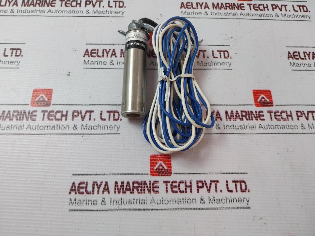 Honeywell C7044A 1006 Ultraviolet Flame Detector