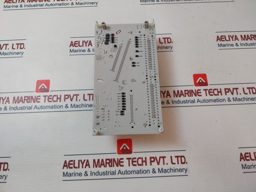 Honeywell Cc-pd0B01 Digital Output Module Rev D1 Cc-td0B01