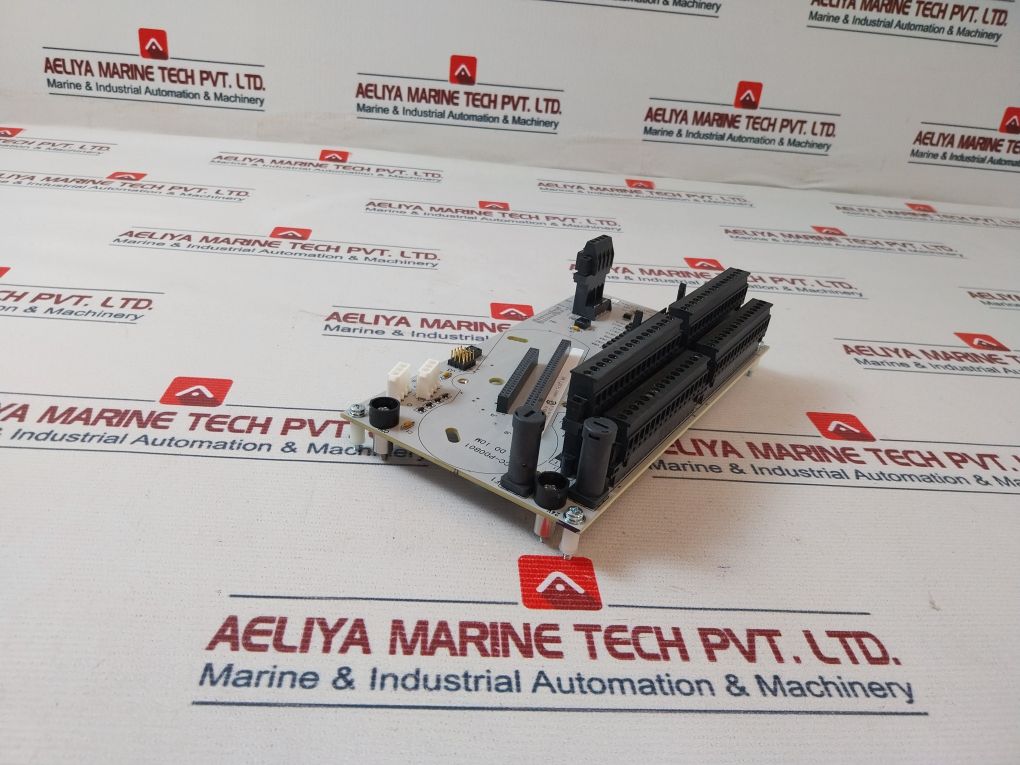 Honeywell Cc-pd0B01 Digital Output Module Rev D1 Cc-td0B01