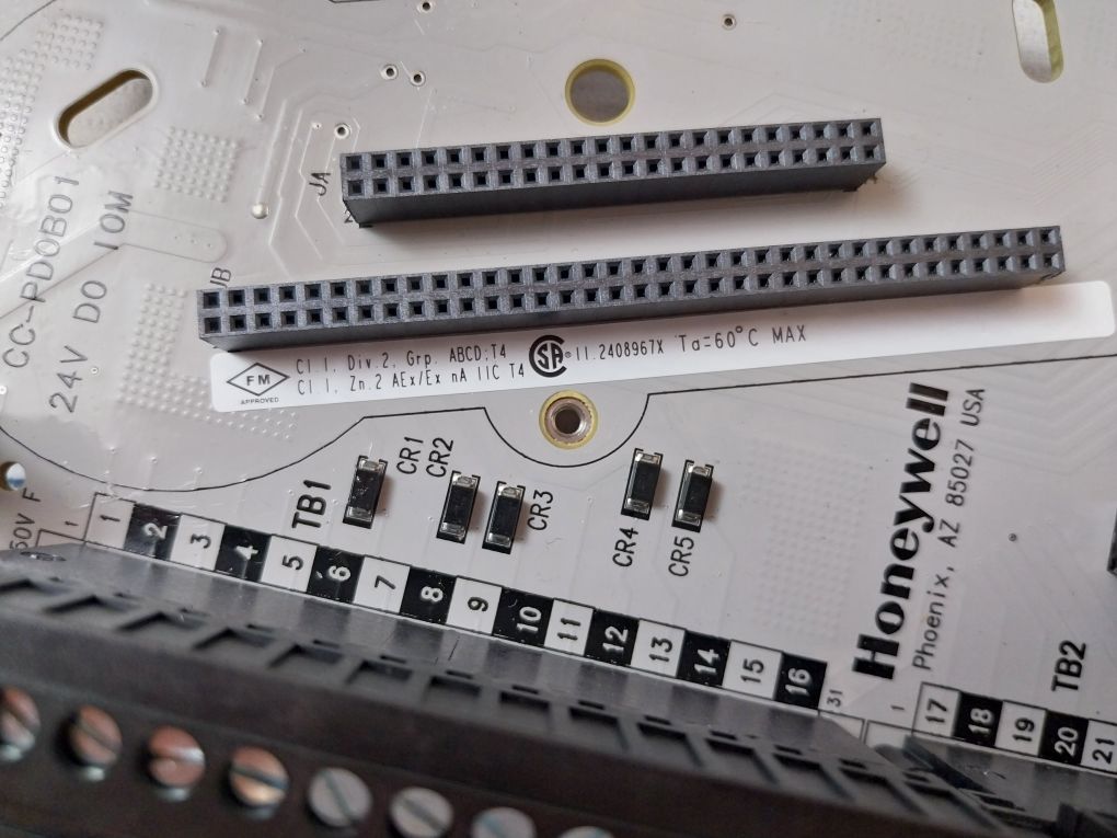 Honeywell Cc-pd0B01 Digital Output Module Rev D1 Cc-td0B01