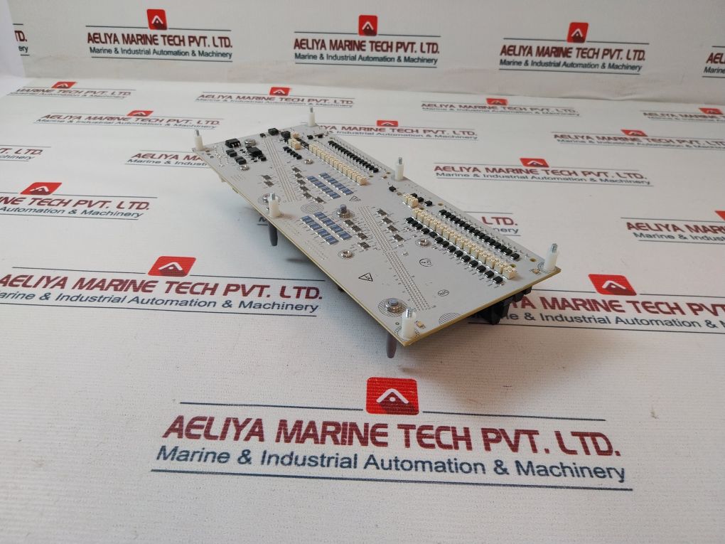 Honeywell Cc-puio31 Analog Output Module