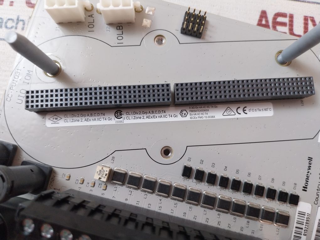 Honeywell Cc-puio31 Analog Output Module