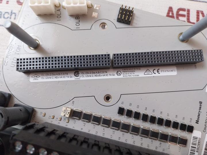Honeywell Cc-puio31 Analog Output Module