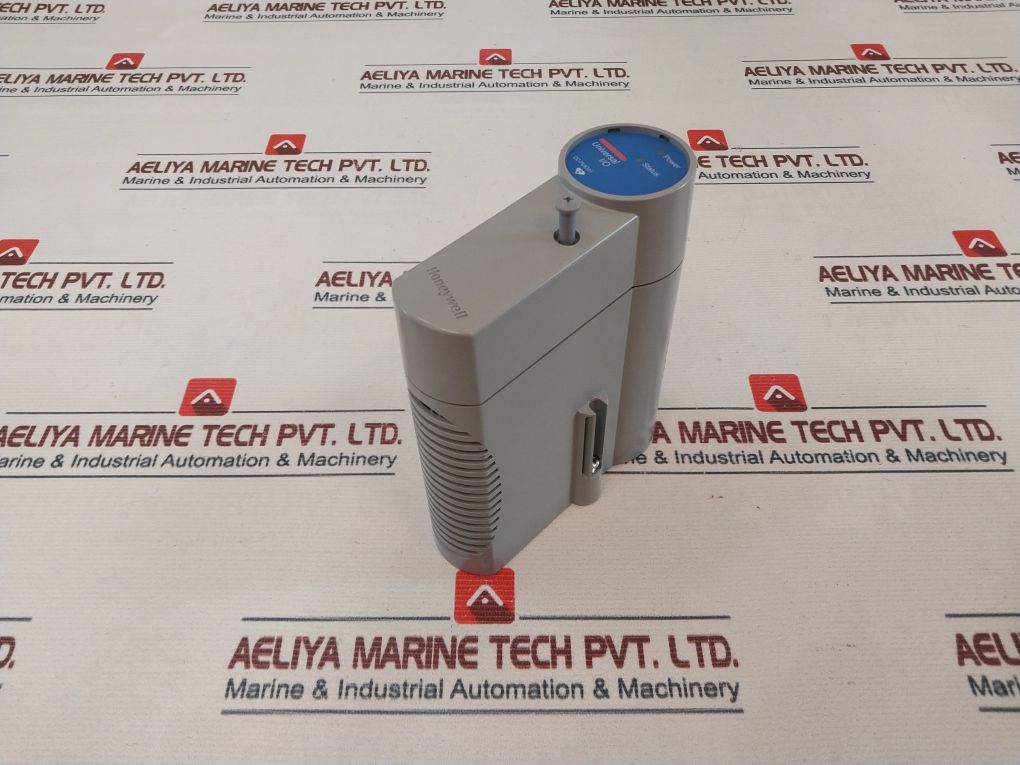 Honeywell Cc-puio31 Universal I/O Module 10000 Ma
