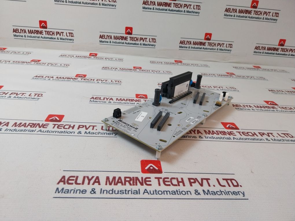 Honeywell Cc-taox11 Output Module Rev: D