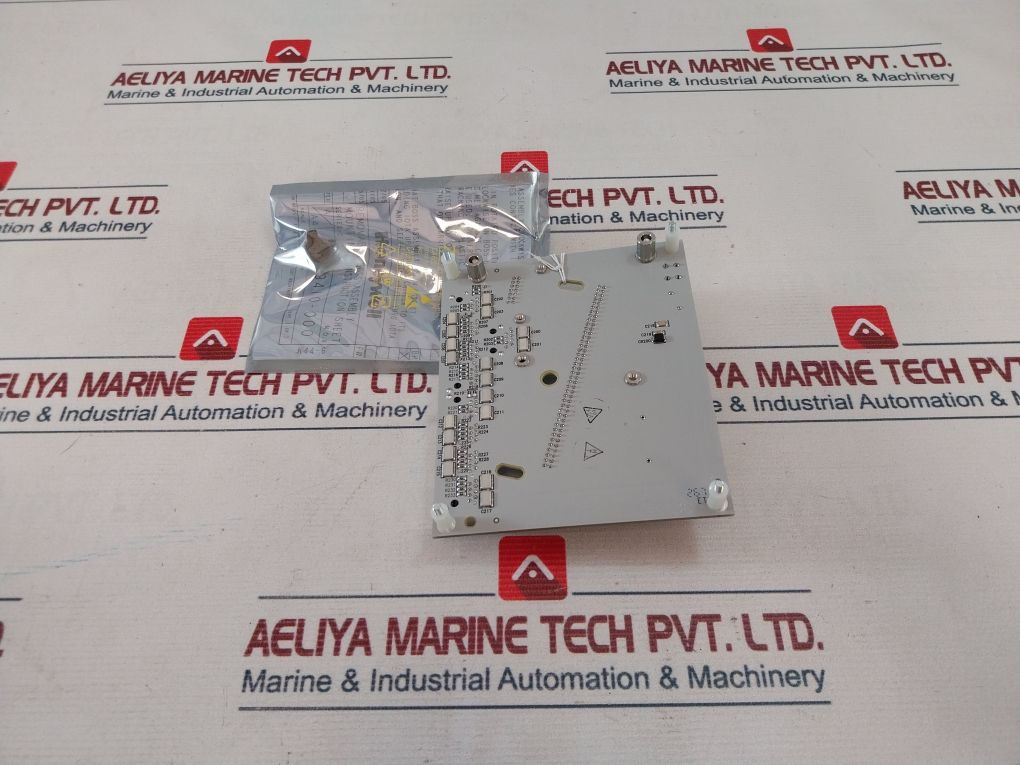 Honeywell Cc-tcf901 Input/Output Termination Assembly