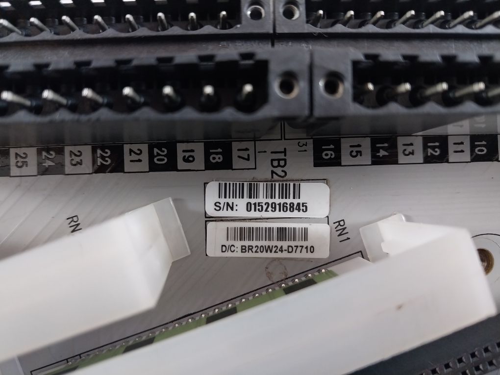 Honeywell Cc-tdil01 Digital Input Module 51308386-175 Rev.D Cc-pdil01