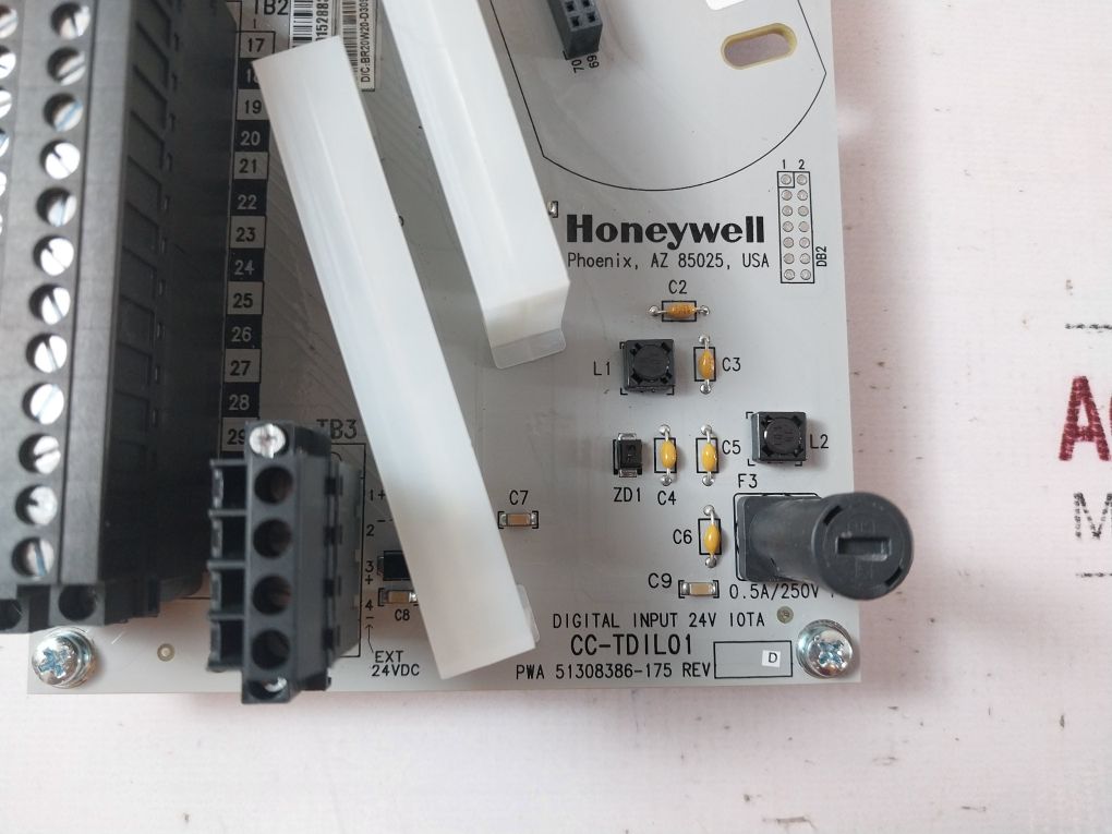 Honeywell Cc-tdil01 Digital Input Module 51308386-175 24V Di Iom