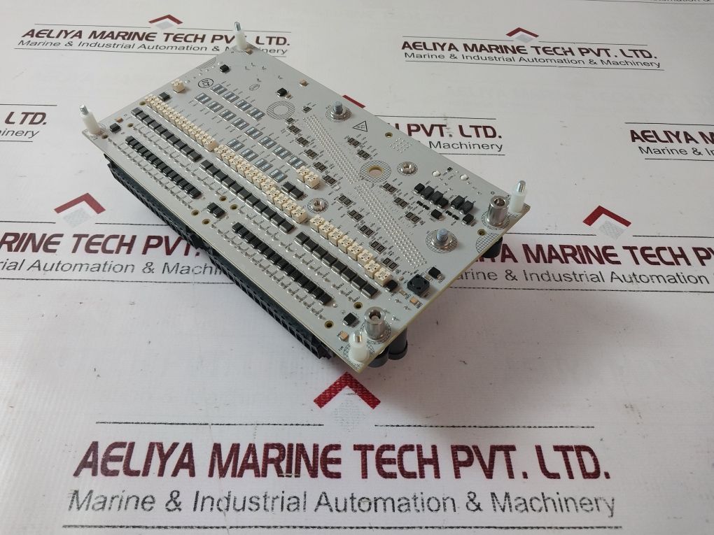 Honeywell Cc-tuio31 Uio-2 Non Redundant Iota Pwa 51306875-176