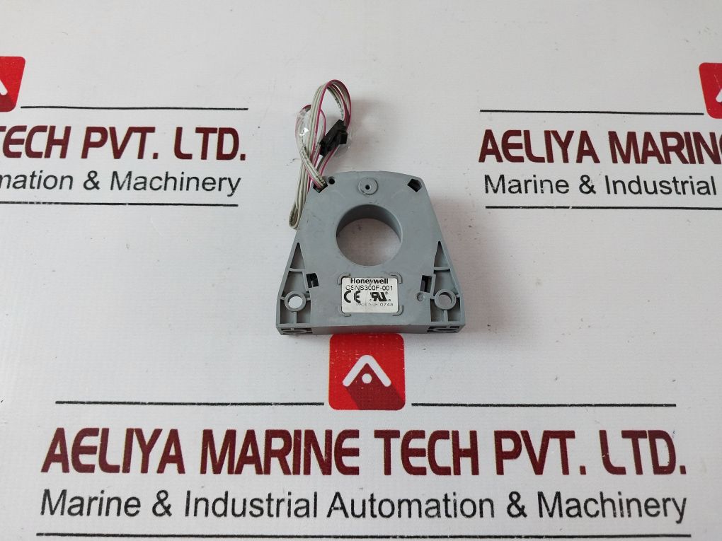 Honeywell Csns300F-001 Current Sensor