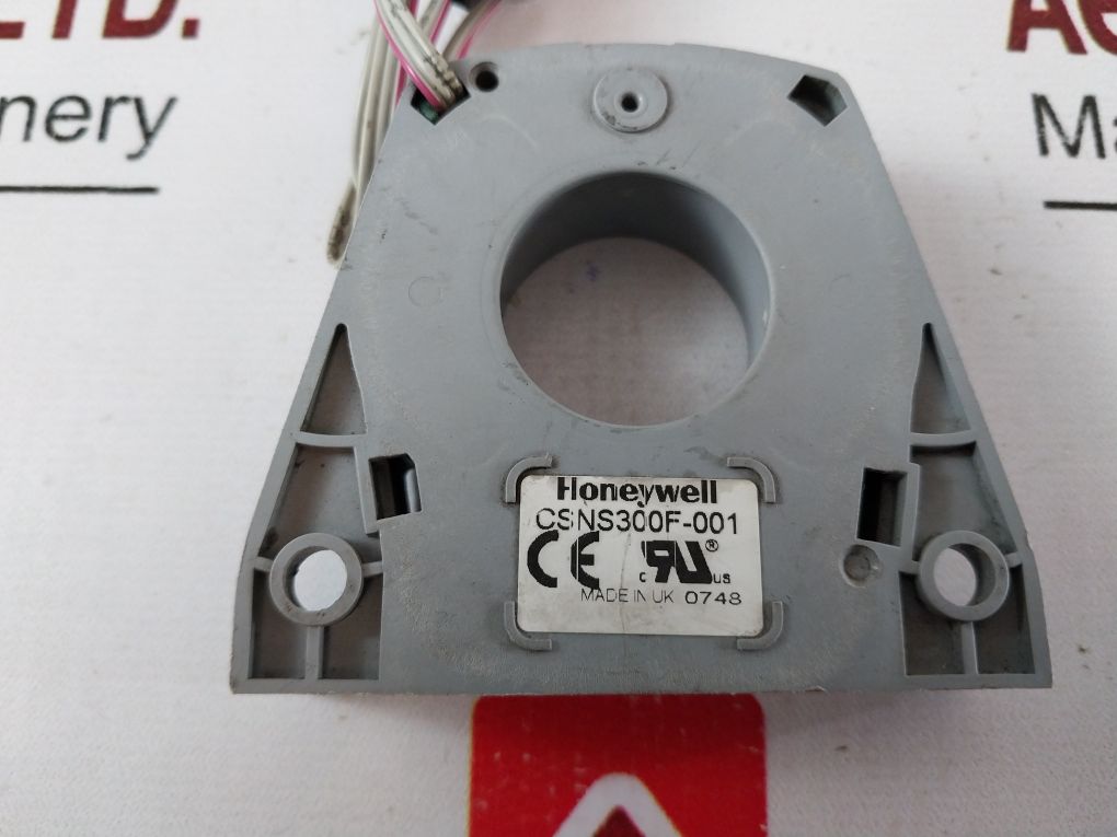 Honeywell Csns300F-001 Current Sensor