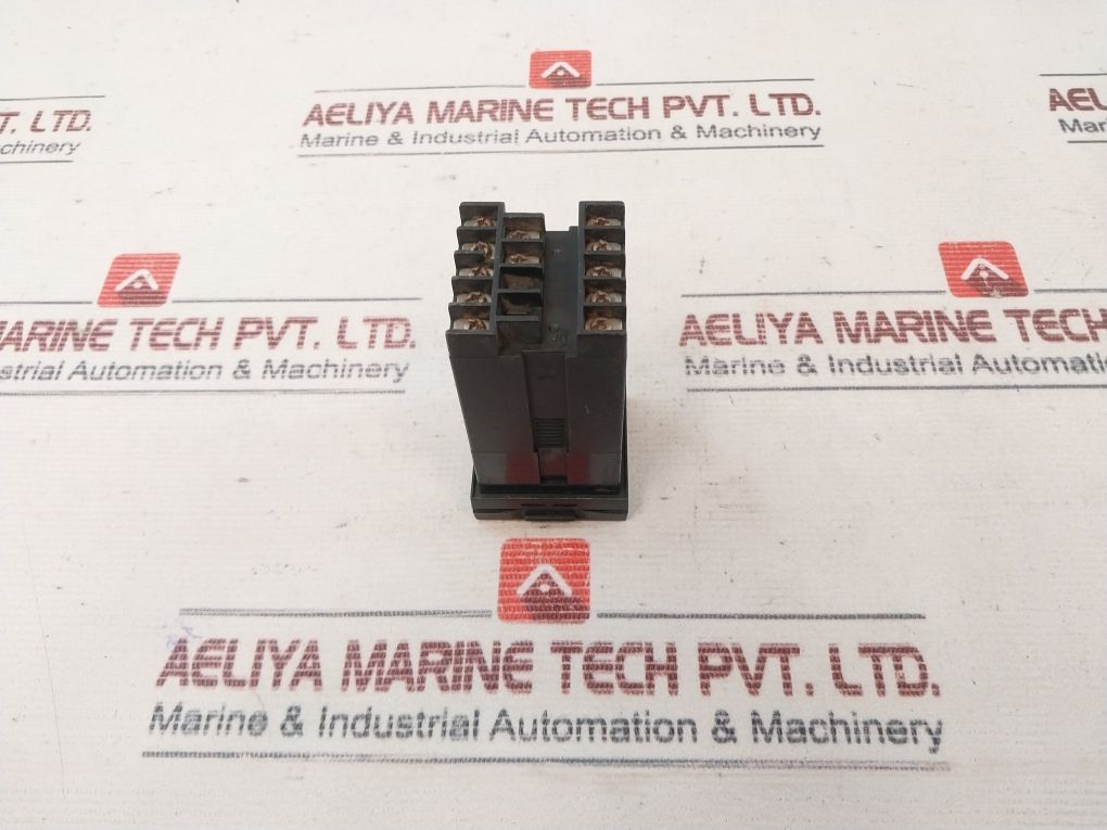 Honeywell Dc1010Cl-102-000-e Temperature Controller