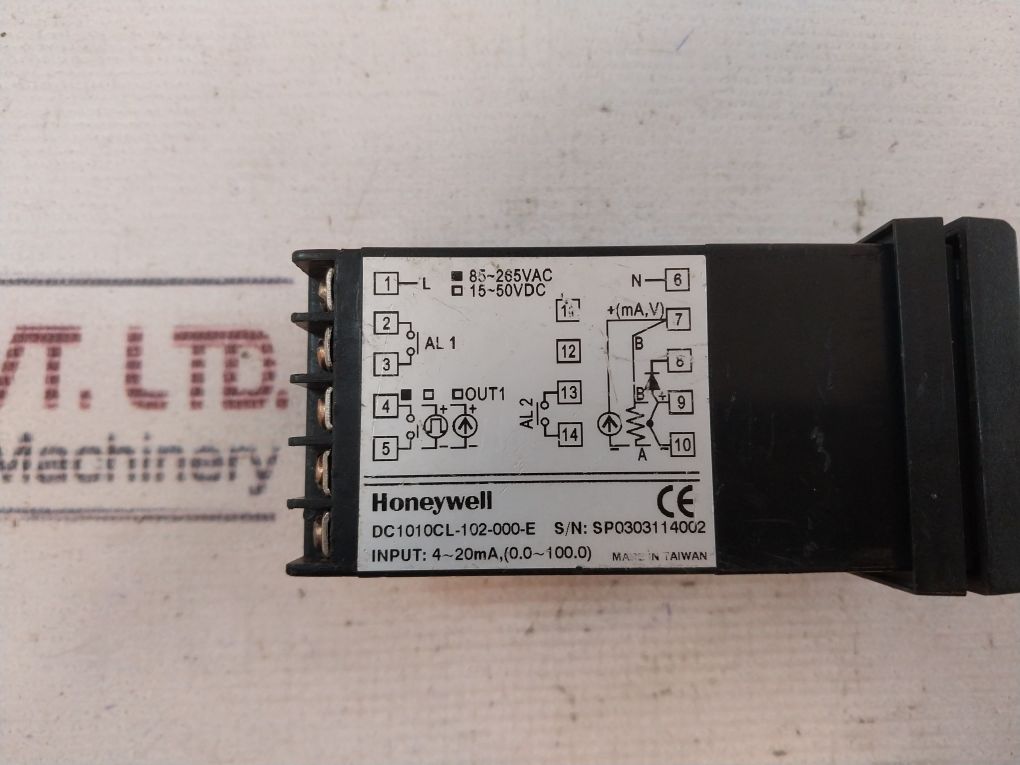 Honeywell Dc1010Cl-102-000-e Temperature Controller