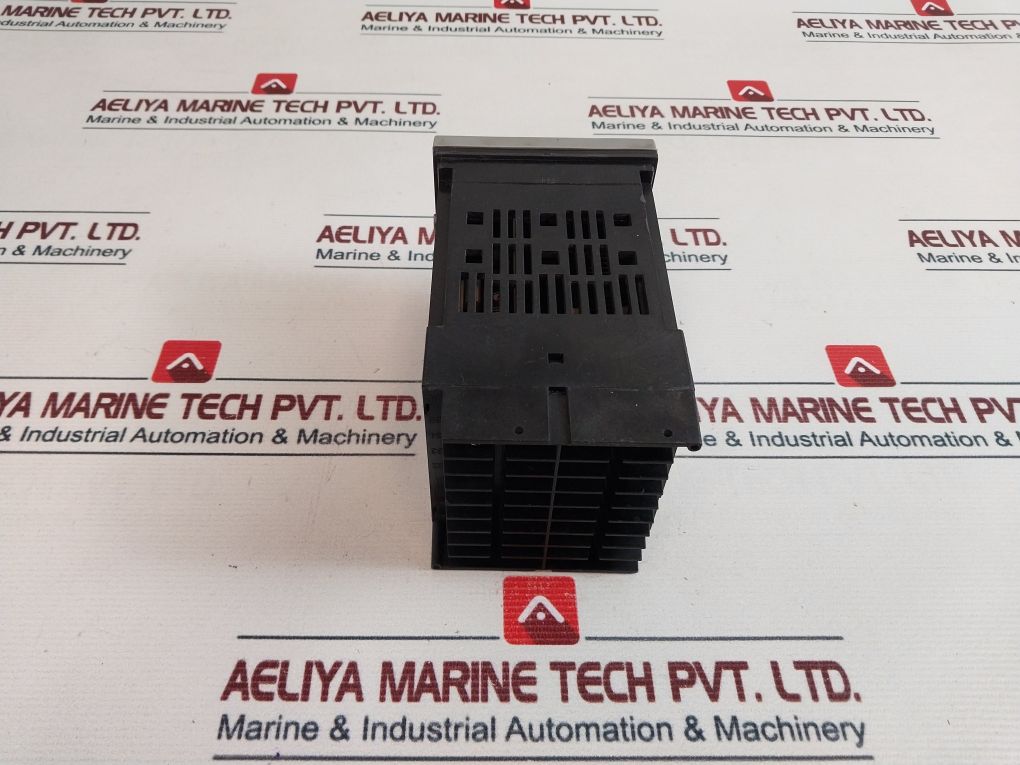 Honeywell Dc3500-te-1000-320-00000-e0-0 Universal Digital Controller 90-250Vac