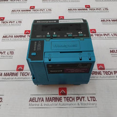 Honeywell Ec7850 A 1072 Ultraviolet Flame Amplifier 230V Ac 50/60 Hz