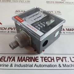 Honeywell L91B 1050 Pressure Controller
