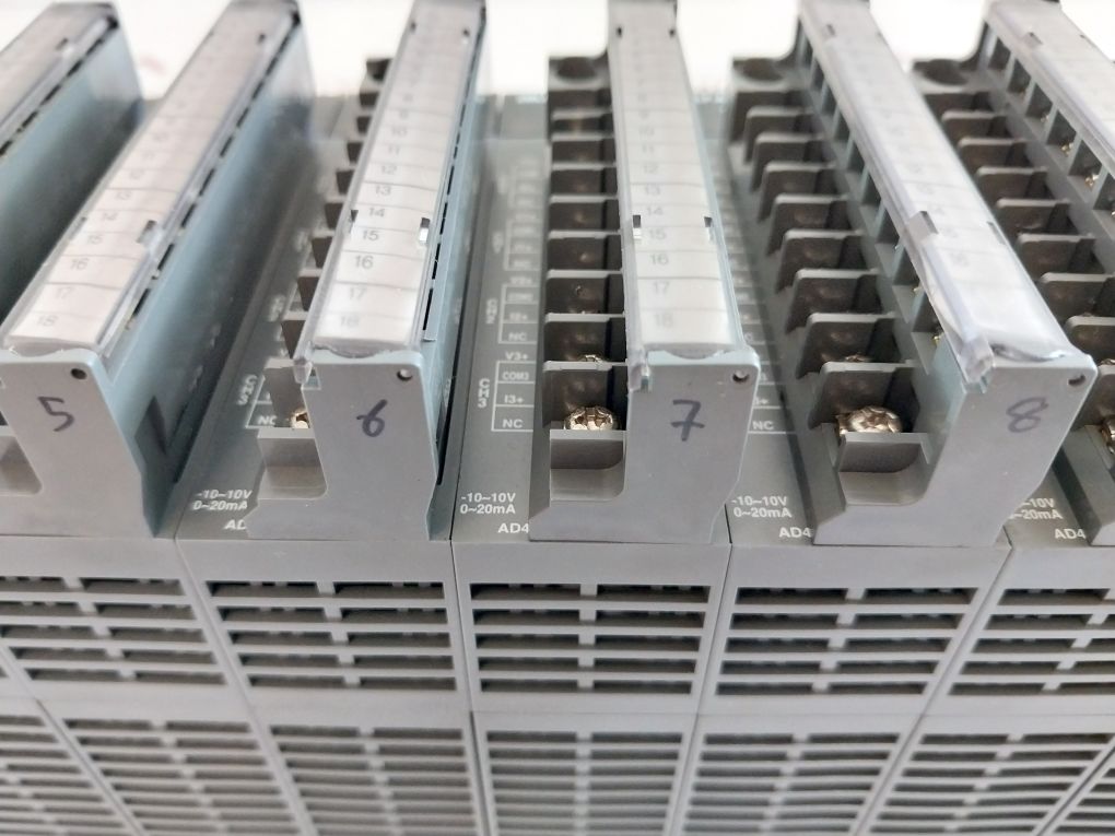 Honeywell Masterlogic-200 2Mlr-ac22,2Mlr-dbsf,2Mlf-ad4S Module Rack