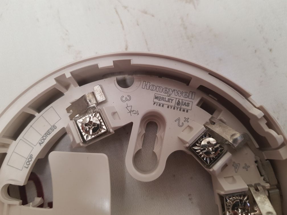 Honeywell Mi-b501Ap-iv Detector Base Mn I-2Sba-0001