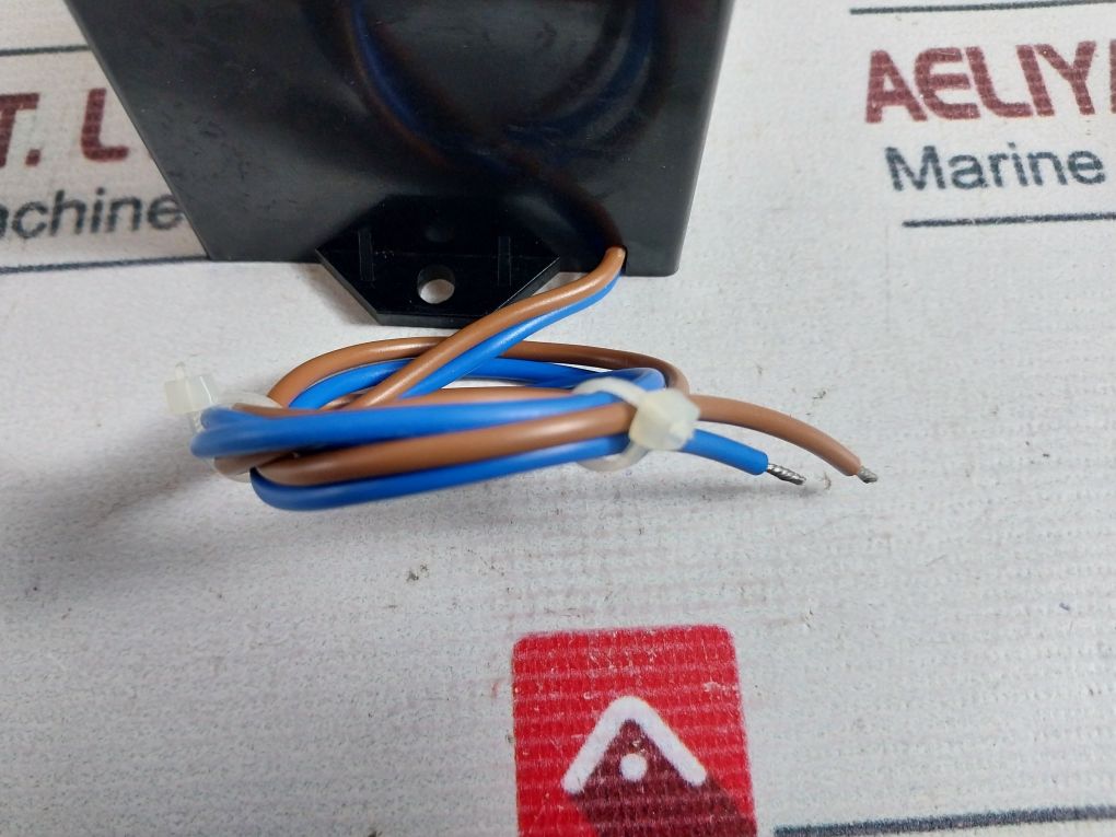 Honeywell Q652B1006 Ignition Transformer