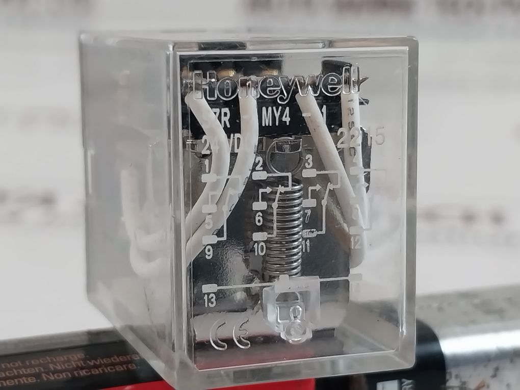 Honeywell Szr-my4-1 Relay 24Vdc