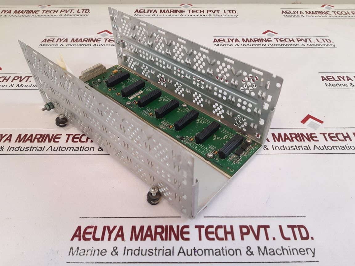 Honeywell S97753402 7-slot Rack Module
