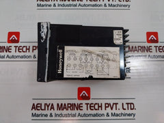 Honeywell Sa93Dgj0405R Pid Controller 50-60 Hz