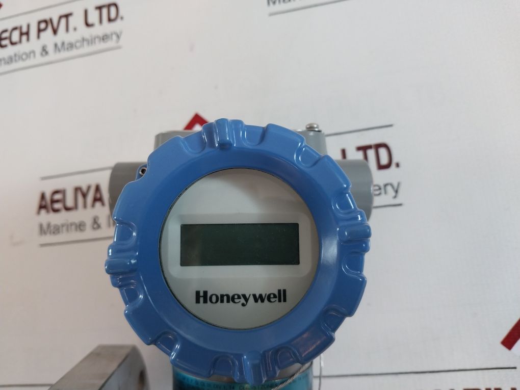 Honeywell Stf82F-41Ks4A-t00-a-ahc-11C-b-01A6-f1-0000 Transmitter Set