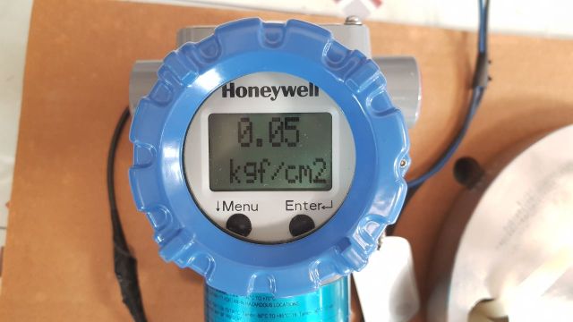 Honeywell Stg74L Pressure Transmitter Stg74L-e1G000-1-c-ahd-11C-b-11A0-f1-0000