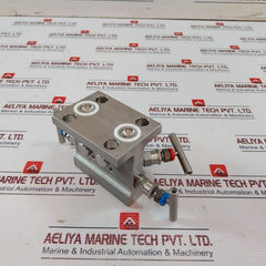 Honeywell Stmd5 Smartline Manifold 5 Valve Dual Head