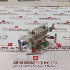Honeywell Stmd5 Smartline Manifold 5 Valve Dual Head