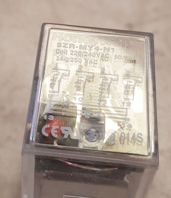 Honeywell Szr-my4-n1 Magnetic Relay 220/240Vac 50/60Hz