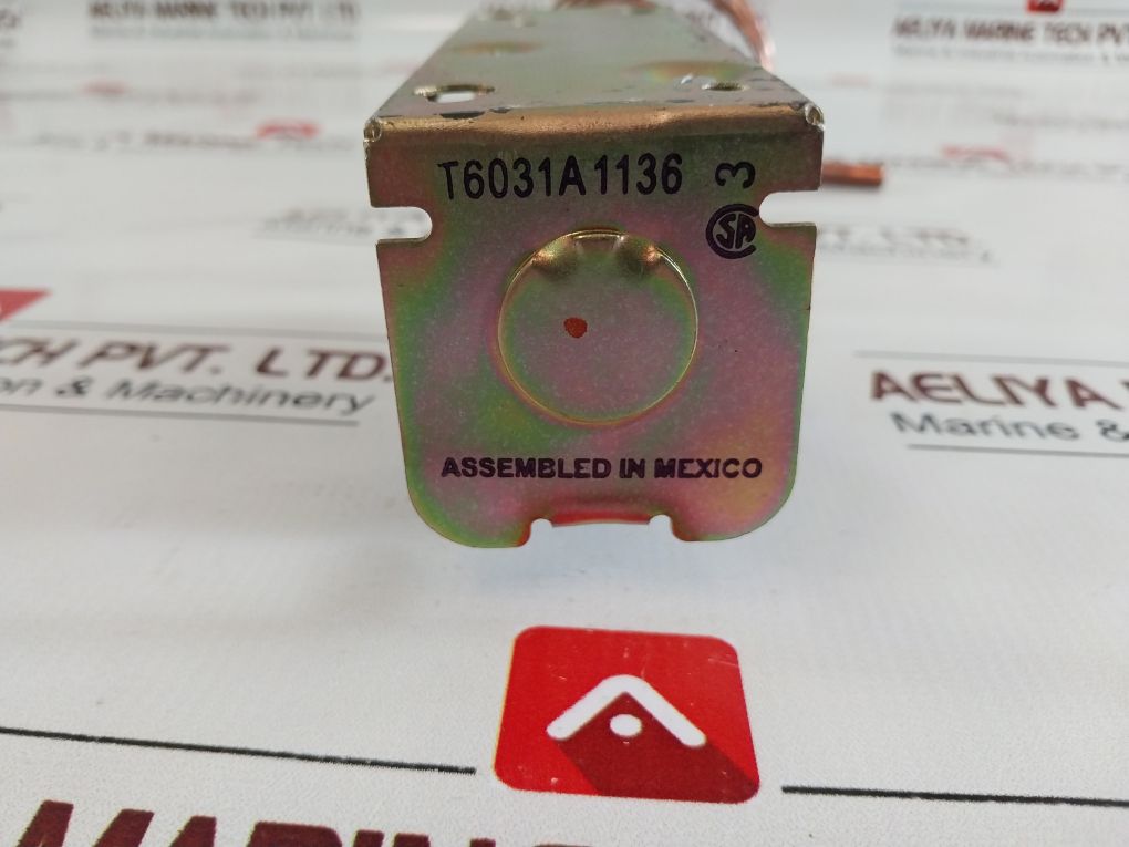 Honeywell T6031A1136 Refrigeration Temperature Controller