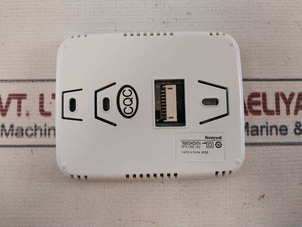 Honeywell T6800H2Wn Digital Thermostat