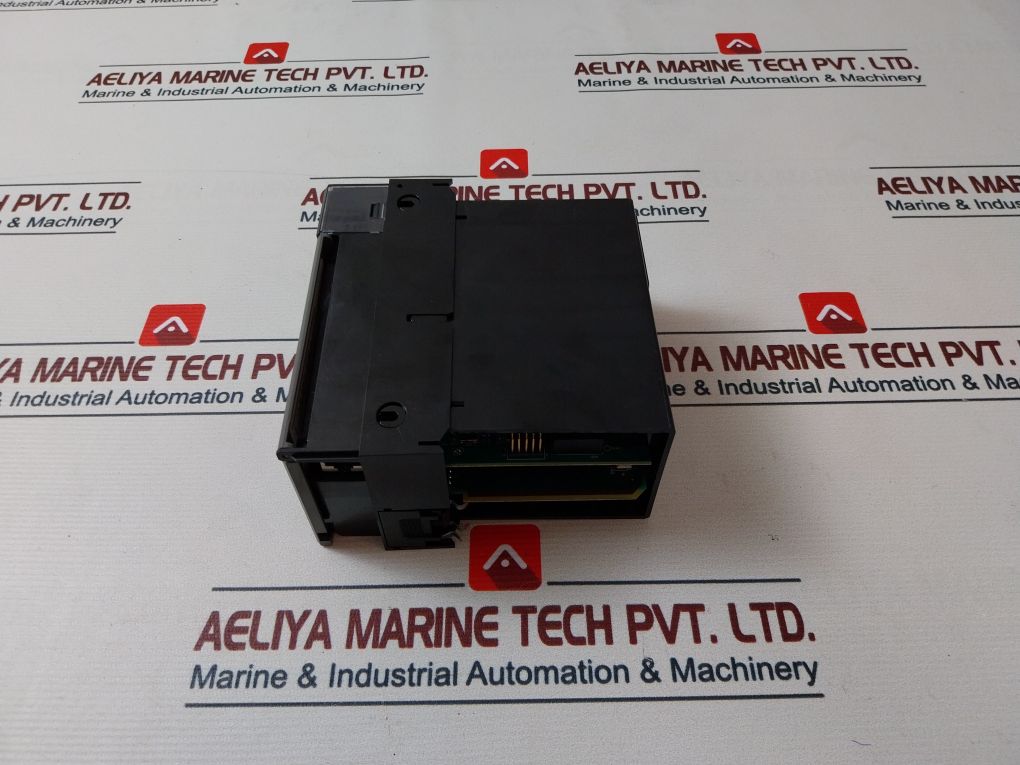 Honeywell Tk-zlcsr1 Plc Module 51403877-175 24Vdc