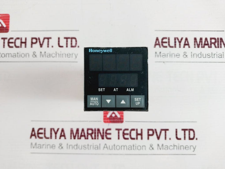 Honeywell Udc1000 Micro-pro Dc100 370031000 Temperature Controller