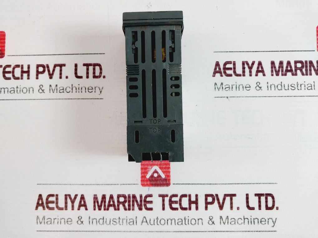 Honeywell Udc1000 Micro-pro Dc100 370031000 Temperature Controller