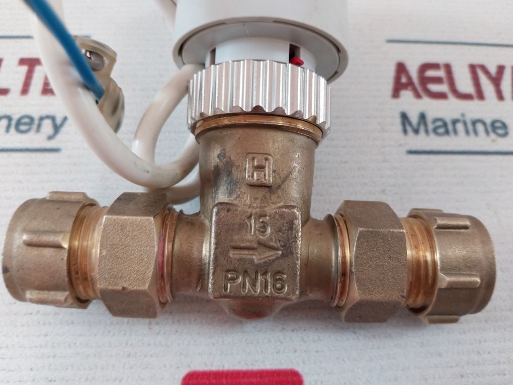 Honeywell V5832A-4008 2 Port On/Off Valve Kit