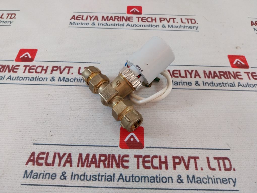 Honeywell V5832A-4008 2 Port On/Off Valve Kit