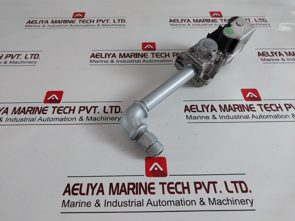 Honeywell Vk4105A Gas Valve With Pipe