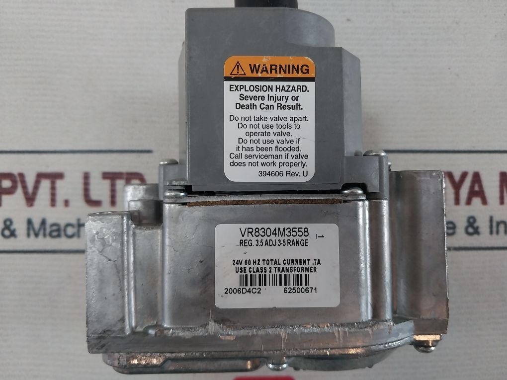Honeywell Vr8304M3558 Standing Pilot Gas Valve 24V 60Hz