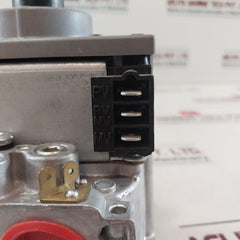 Honeywell Vr8304M3558 Standing Pilot Gas Valve 24V 60Hz