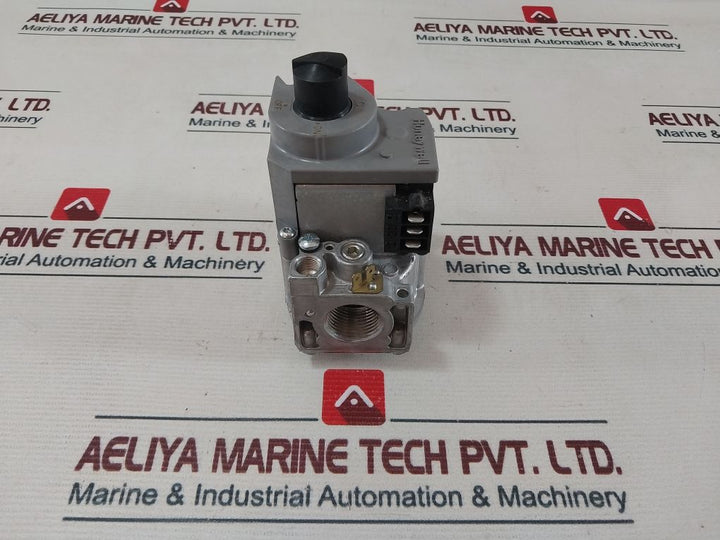 Honeywell Vr8304M3558 Standing Pilot Gas Valve 24V 60Hz