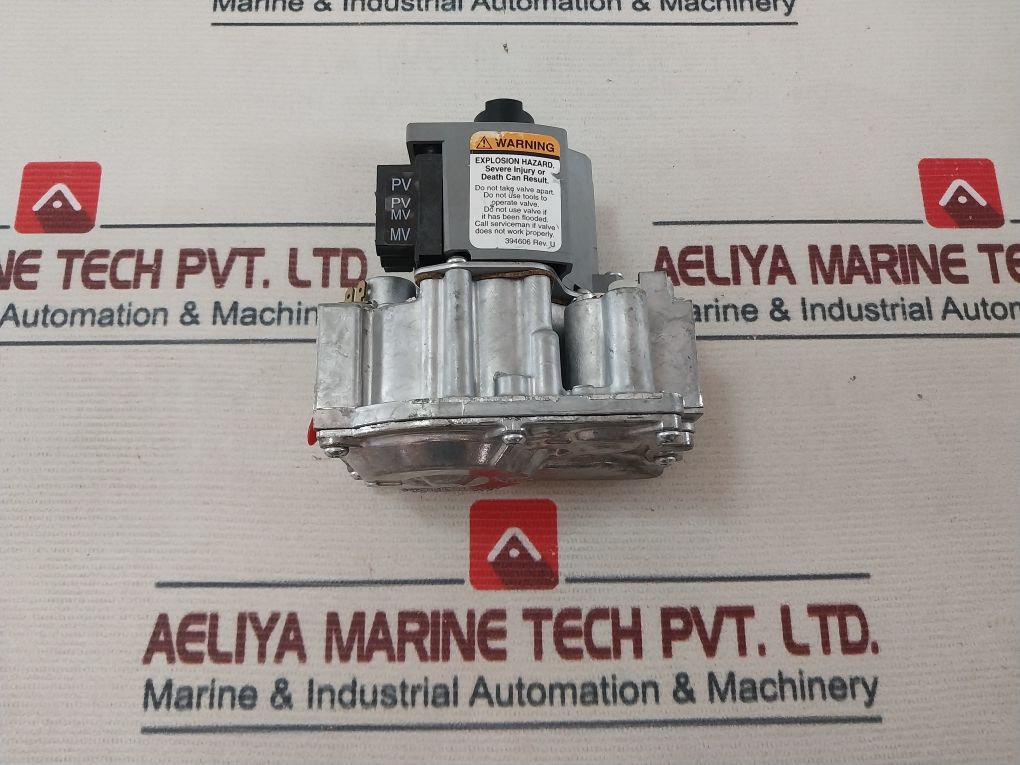 Honeywell Vr8304M3558 Standing Pilot Gas Valve 24V 60Hz