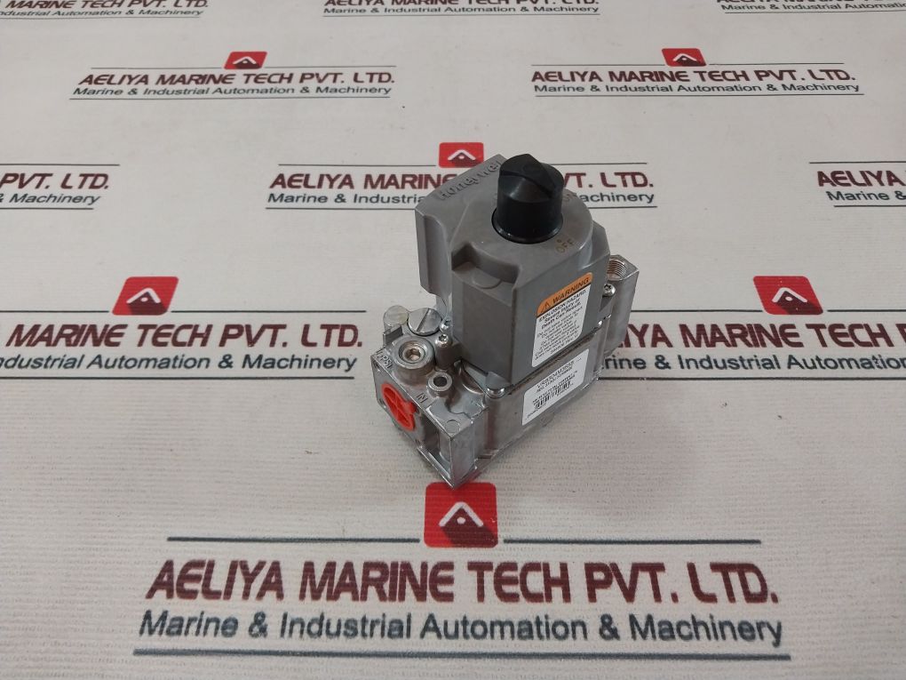 Honeywell Vr8304M3558 Standing Pilot Gas Valve 24V 60Hz