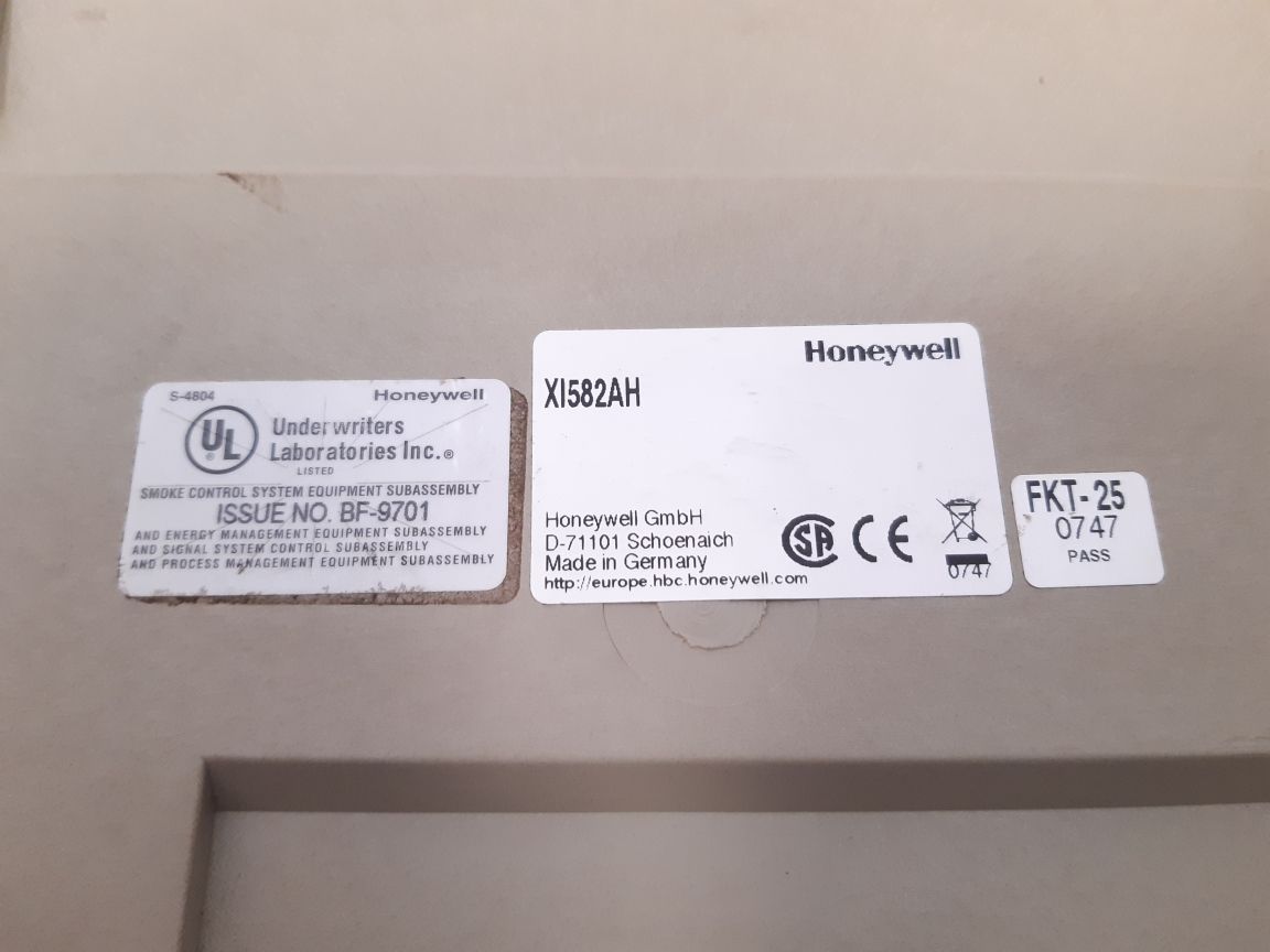 Honeywell xi582ah operator interface controller