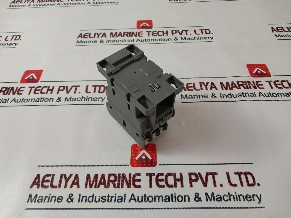 Hpl Ic-9B Magnetic 3 Pole Contactor