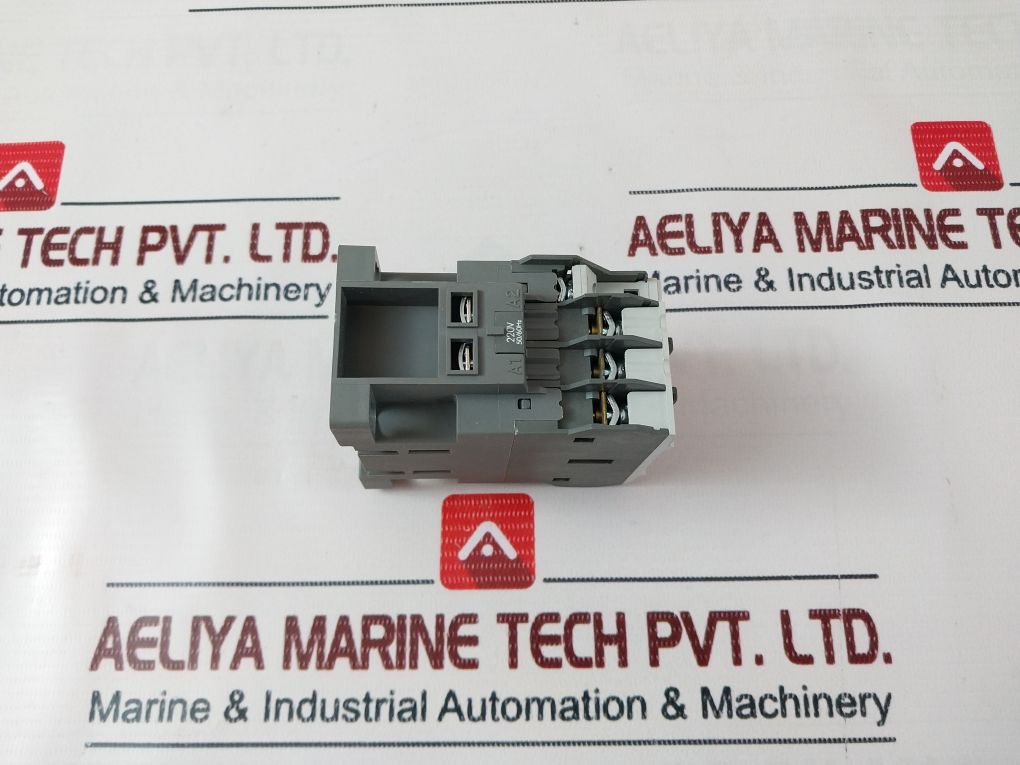 Hpl Ic-9B Magnetic 3 Pole Contactor